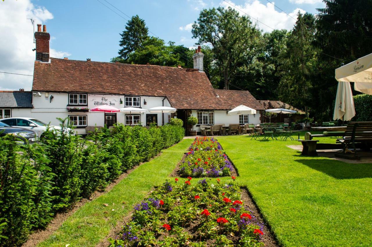 The Withies Inn Годалминг Экстерьер фото